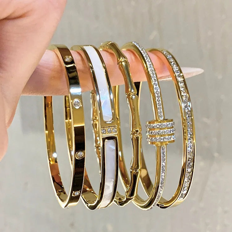 Edelstahl Schmuck Pflege & hypoallergen: Der komplette Ratgeber