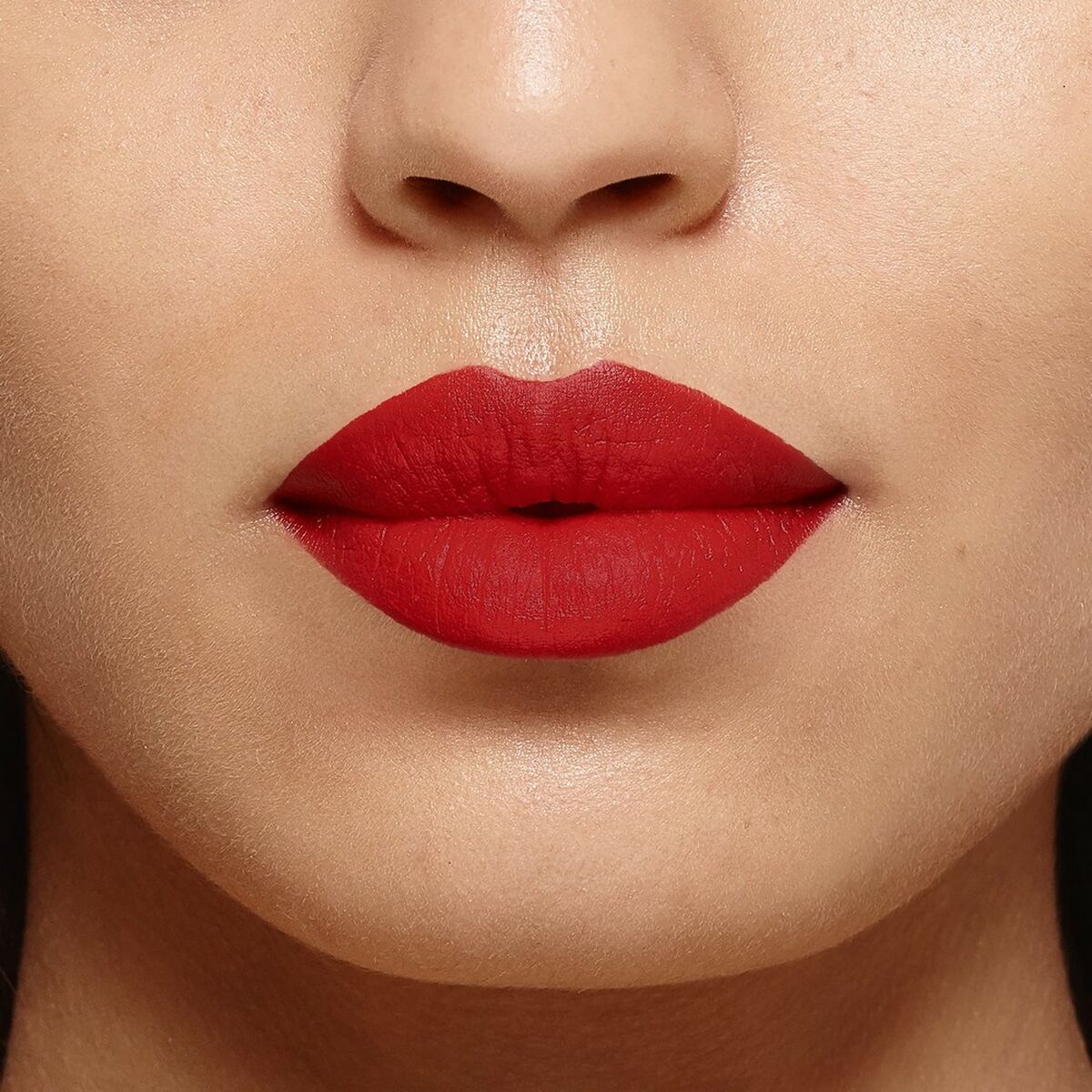 Lippenstift L'Oreal Color Riche 336-le rouge avant-garde Nº 336-Le Rou