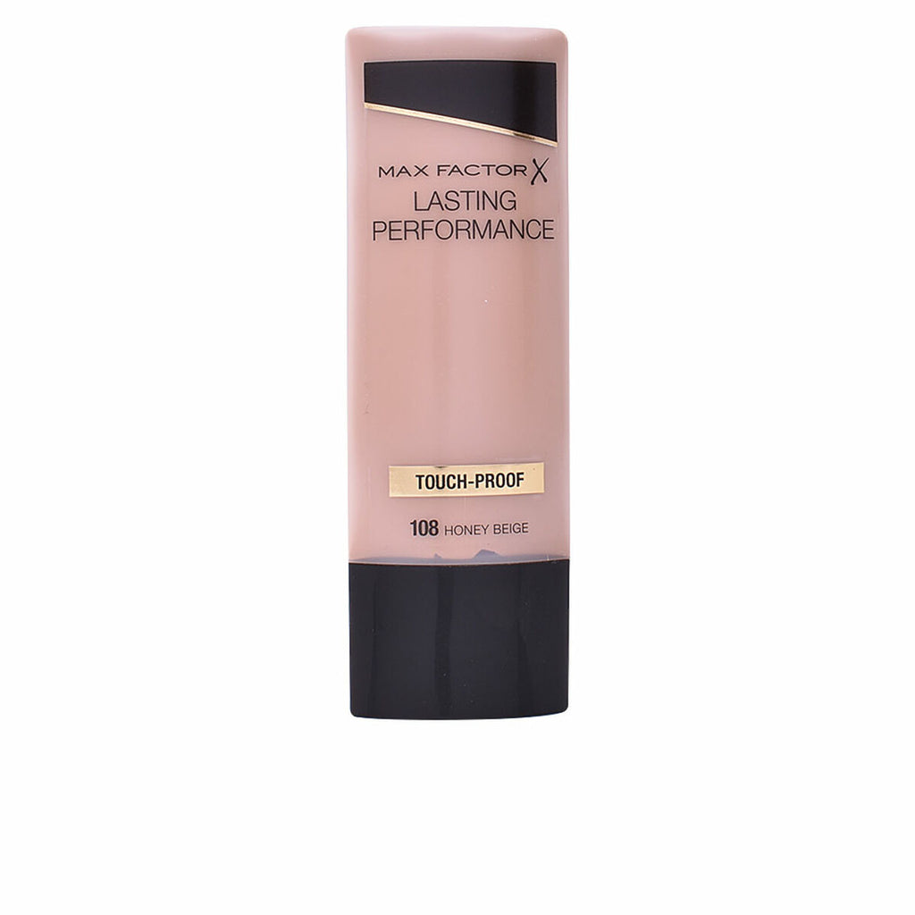 Fluid Make-up: Perfekter Halt, makelloser Teint den Tag lang