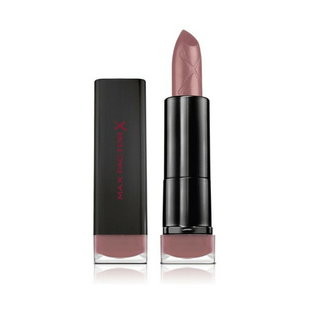 Matt Lippenstift: Intensive Farbe, pflegt & hält