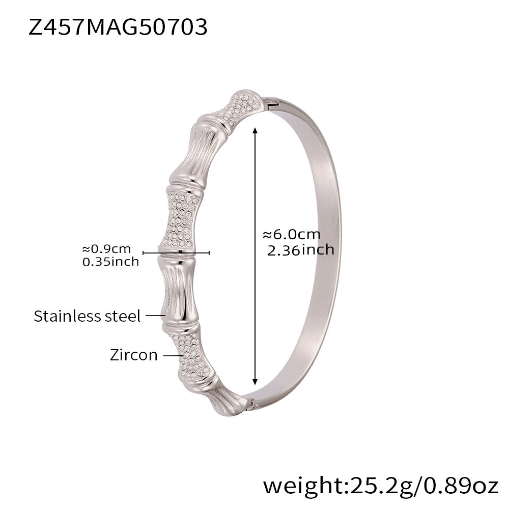 Armreif mit geometrischen Zirkonia-Akzenten – Bild 9 | LuxeStyle