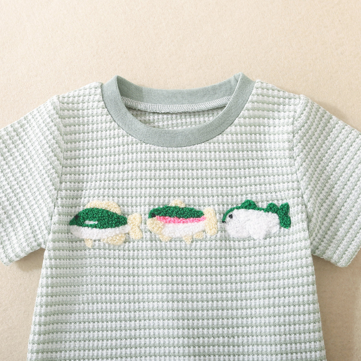 Baby-Set mit Kurzarm-Oberteil und Shorts – Bild 2 | LuxeStyle