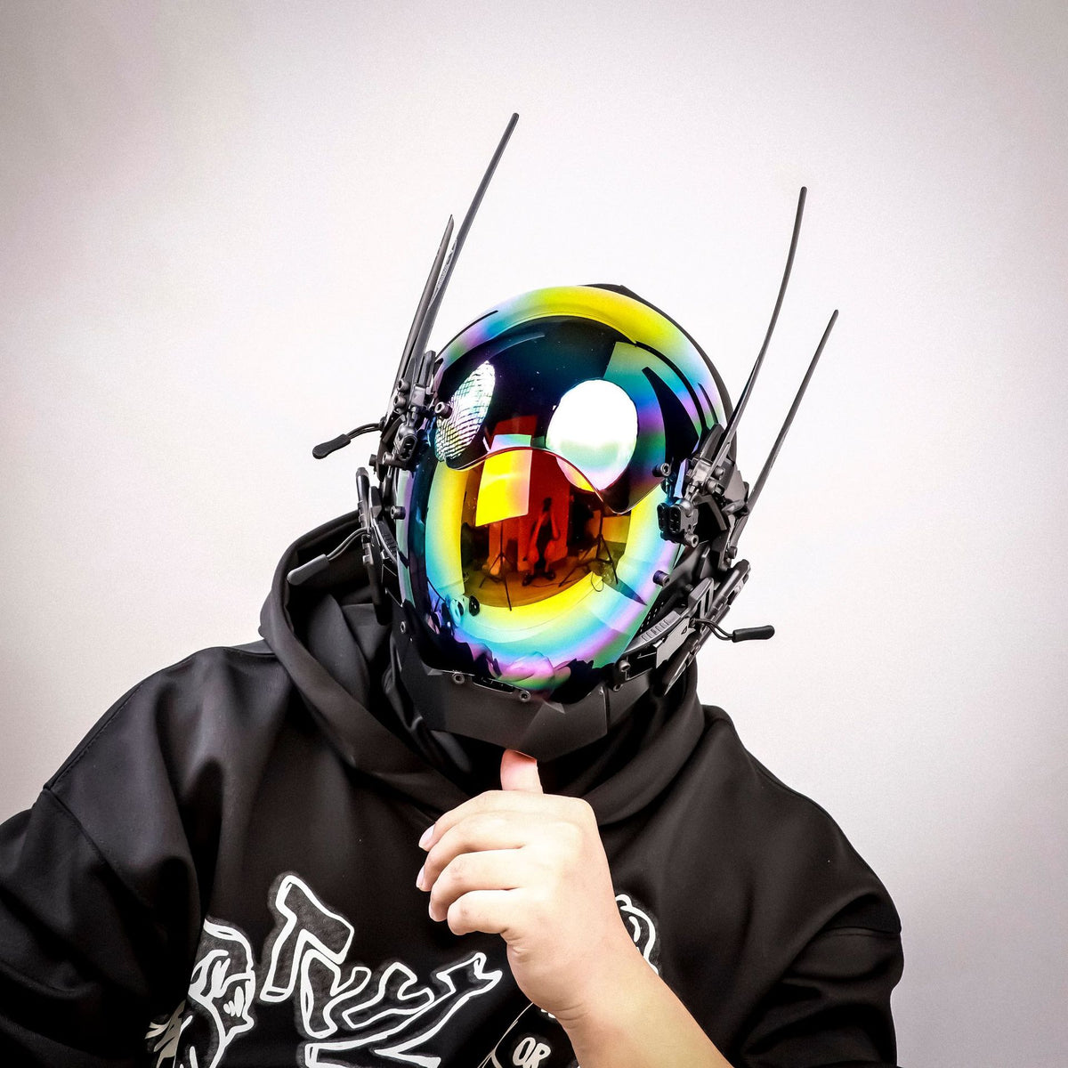 Tech-Style Ganzgesichtsmaske Gold Wings – Bild 5 | LuxeStyle