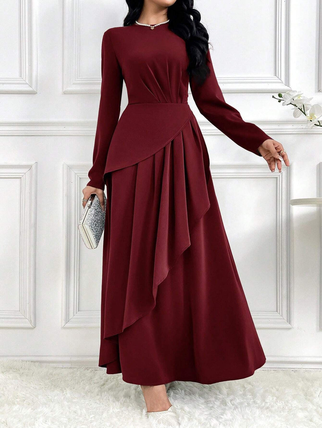 Elegantes Langarm-Maxikleid
