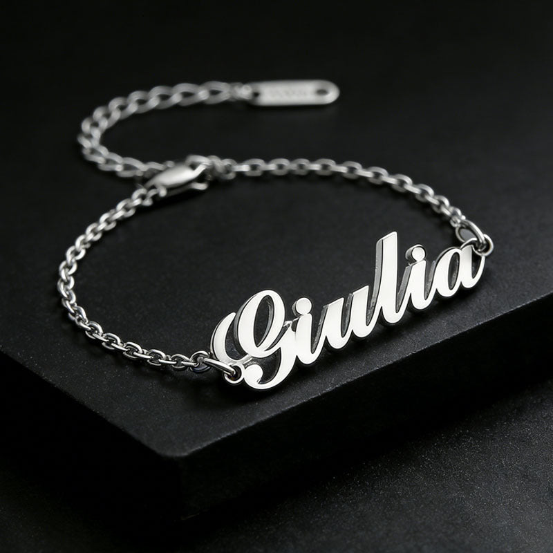 Edler Buchstabenarmband