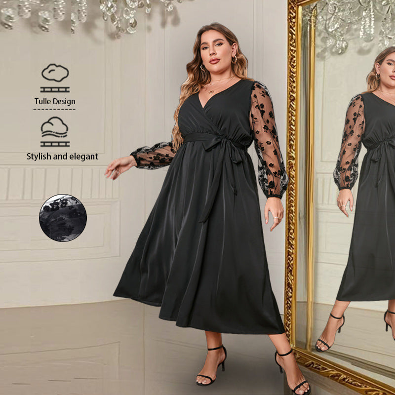 Elegantes Strickkleid mit geometrischem Muster