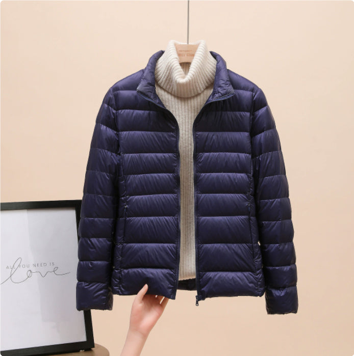 Leichte, kurze Daunenjacke für Damen