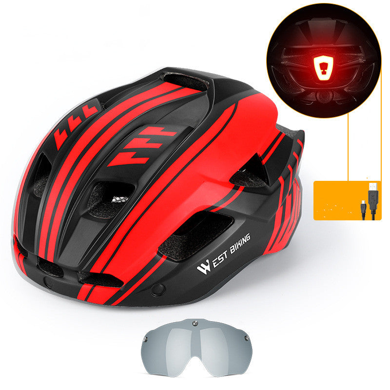 Radhelm mit integrierten Schutzbrillen