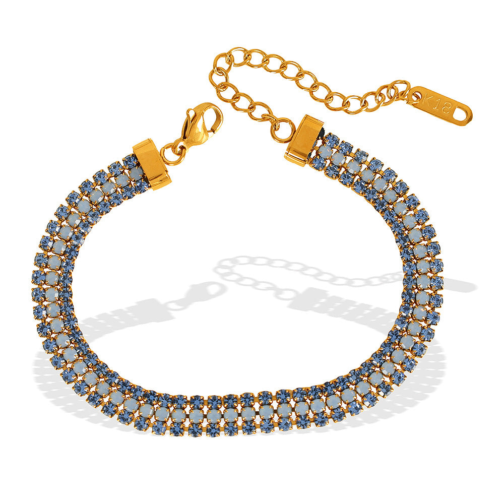 Verstellbares dreilagiges Armband, vergoldet – Bild 4 | LuxeStyle