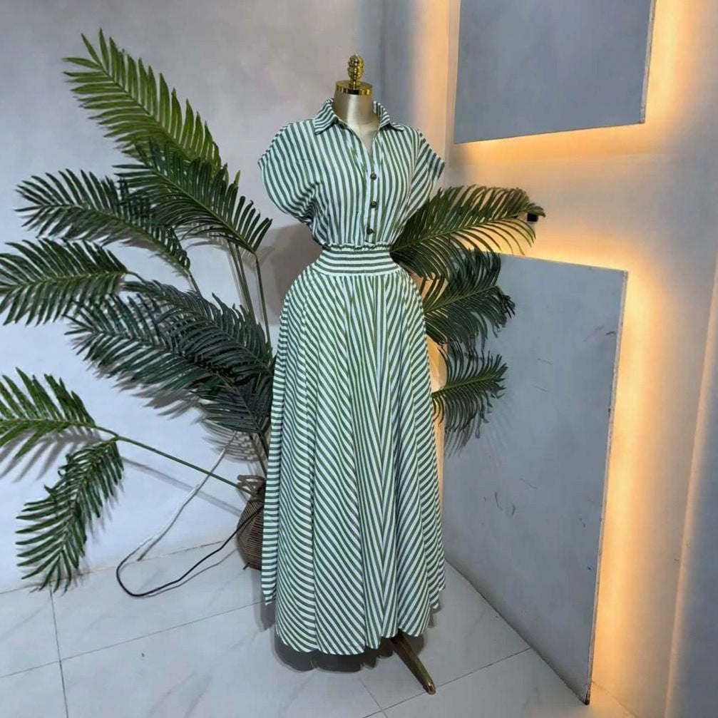 Gestreiftes Hemdkleid mit definierter Taille