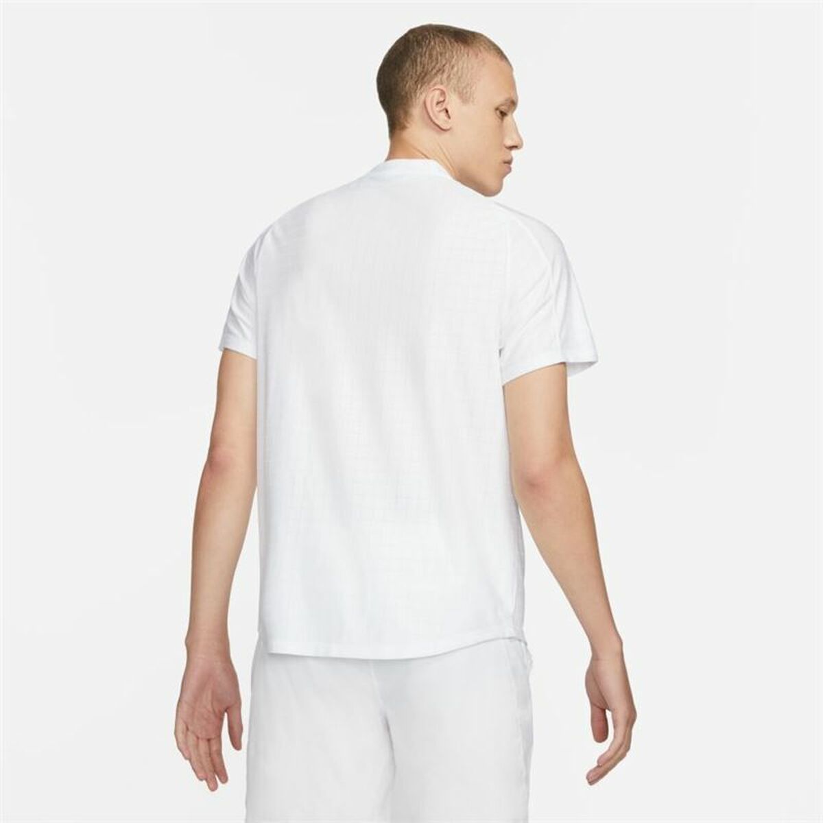 Herren Kurzarm-Poloshirt Nike Court Dri-Fit Advantage Weiß – LuxeStyle Schweiz