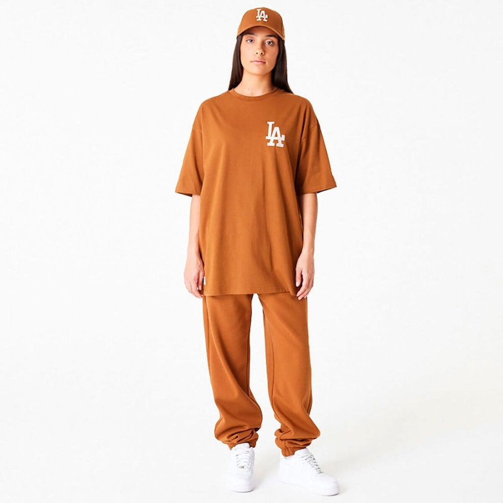 Kurzärmliges Sport T-Shirt New Era TEE LOSDOD TPNSTN 60416427 Braun – LuxeStyle Schweiz