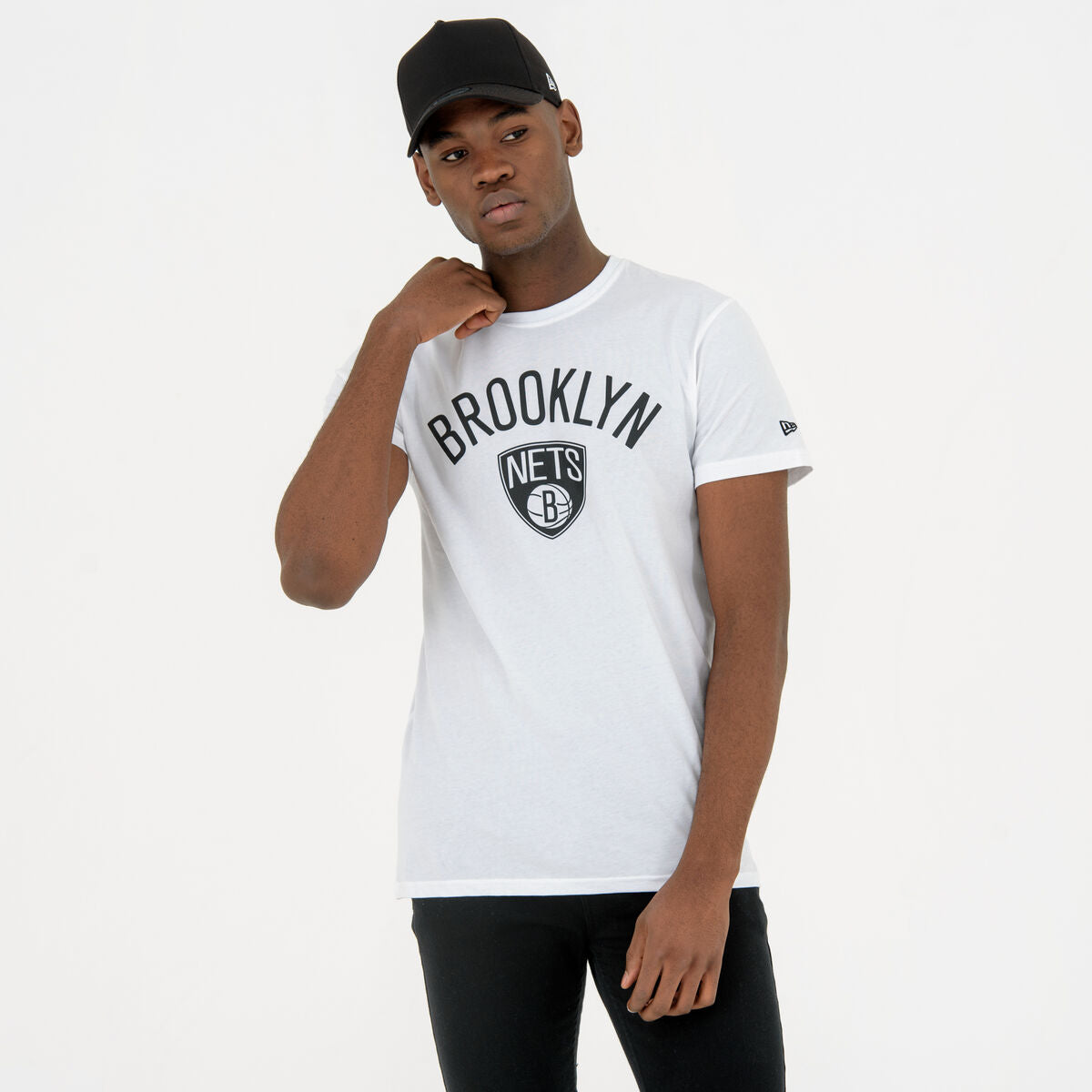 Kurzärmliges Sport T-Shirt New Era NOS NBA BRONET 60416753 Weiß