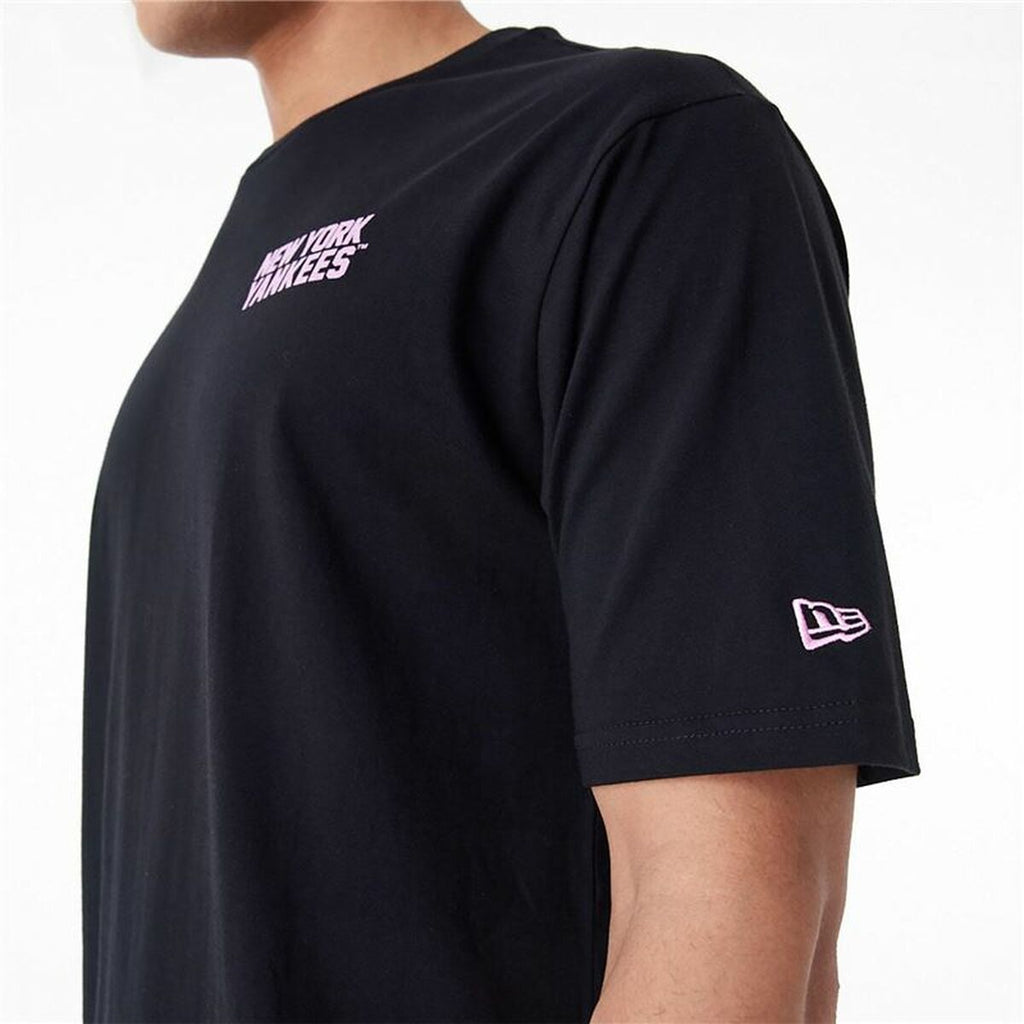Schwarzes Sport T-Shirt: Perfekt für Training & Freizeit.