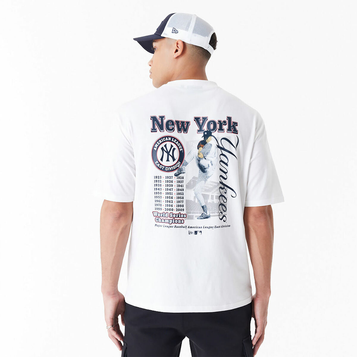 Kurzärmliges Sport T-Shirt New Era MLB PLAYER GRPHC OS TEE NEYYAN – LuxeStyle Schweiz