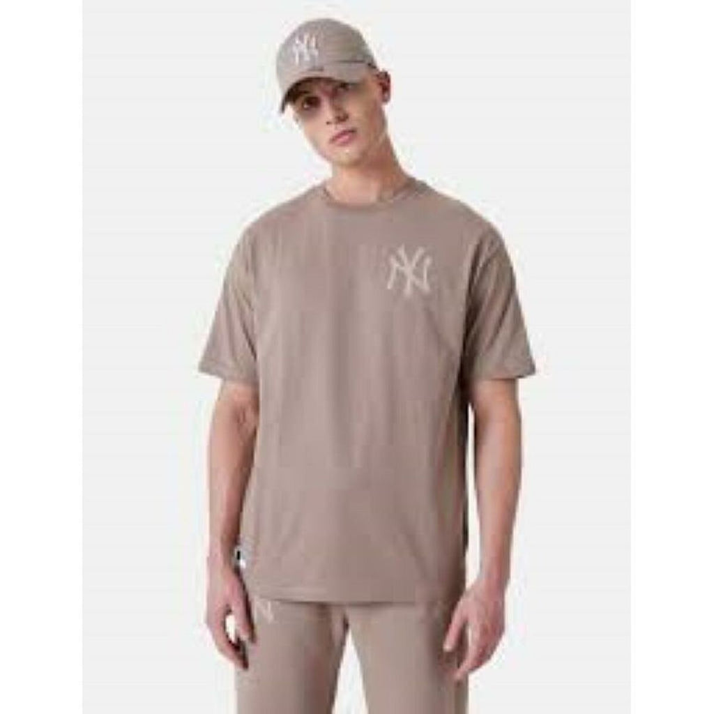Kurzärmliges Sport T-Shirt New Era ESSNTLS LC OS TEE NEYYAN 60435555 – LuxeStyle Schweiz