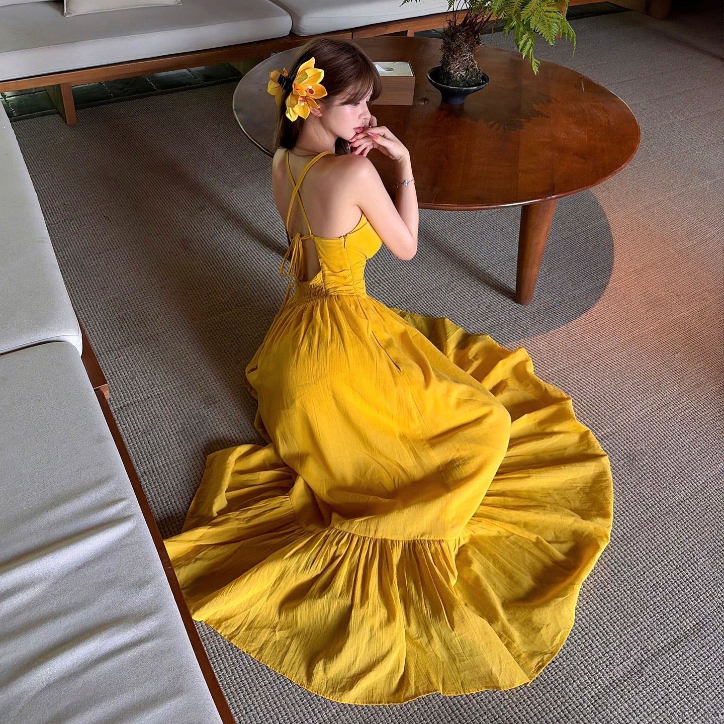 Gelbes V-Ausschnitt Trägerkleid für den Urlaub