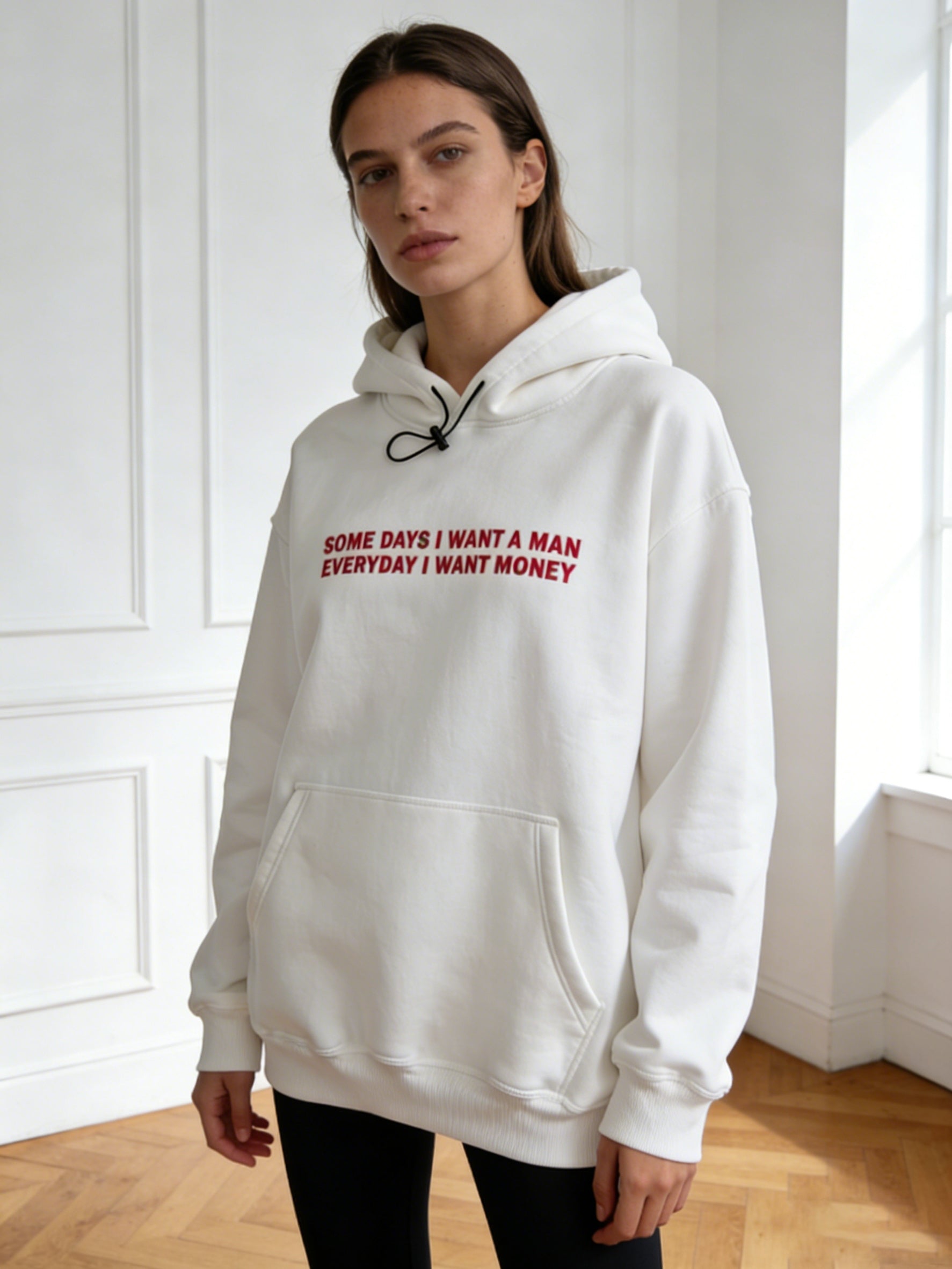 Weisser Oversize Hoodie mit Slogan-Stickerei