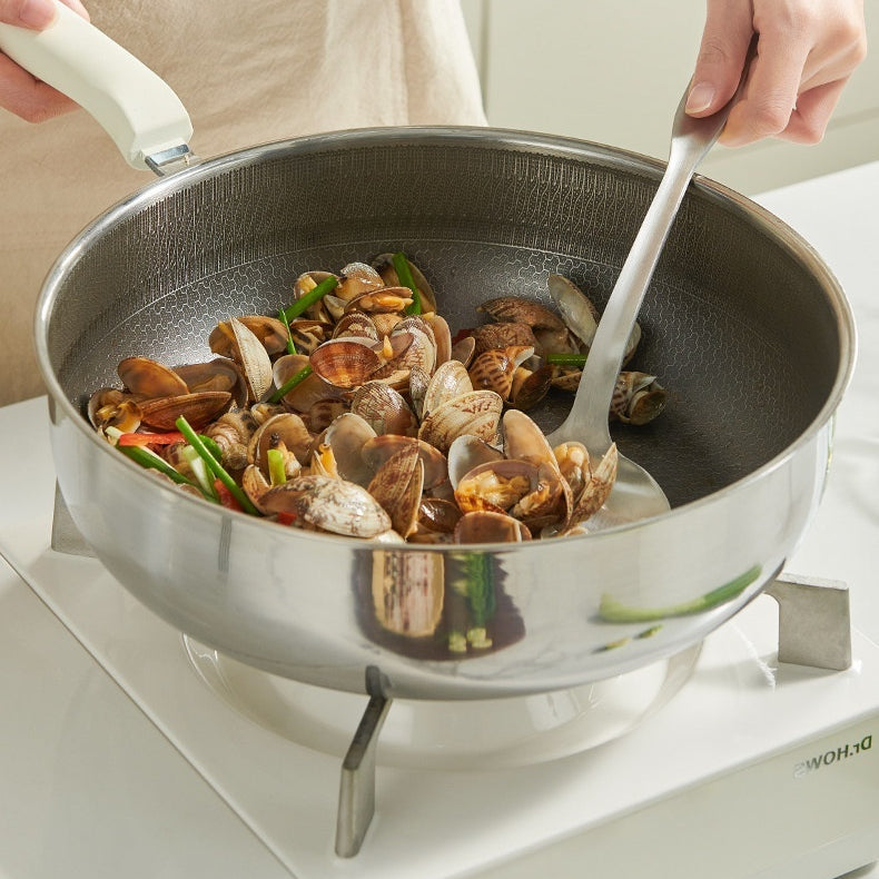 Titanium Antihaft-Bratpfanne für Zuhause