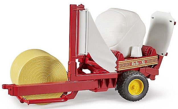 Ballenwickler mit ockerbraunem und schwarzem Rundballen