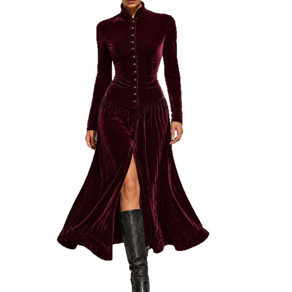 Samtkleid mit Stehkragen und hohem Schlitz – Bild 6 | LuxeStyle