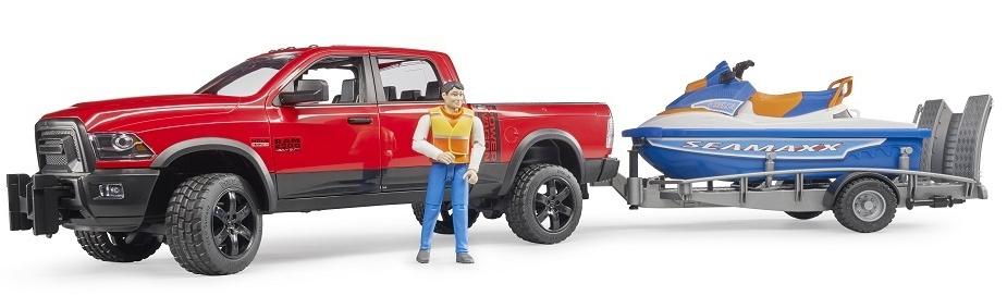 RAM 2500 Power Wagon mit Anhänger, Personal Water Craft u. Fahrer