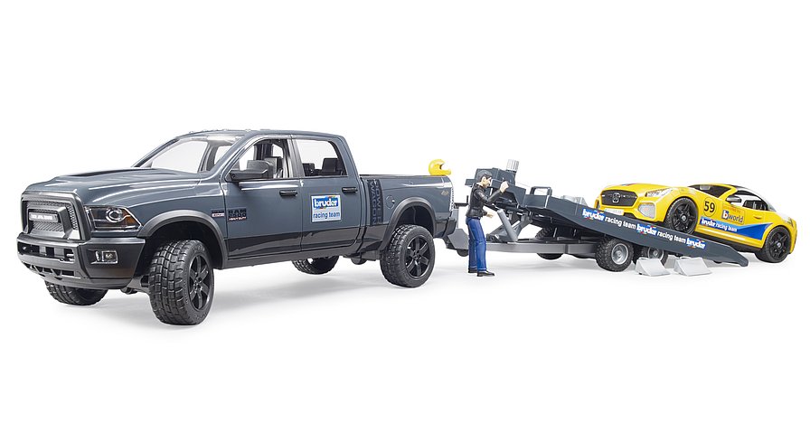 RAM 250 Power Wagon und BRUDER Roadster Racing Team – Bild 4 | LuxeStyle