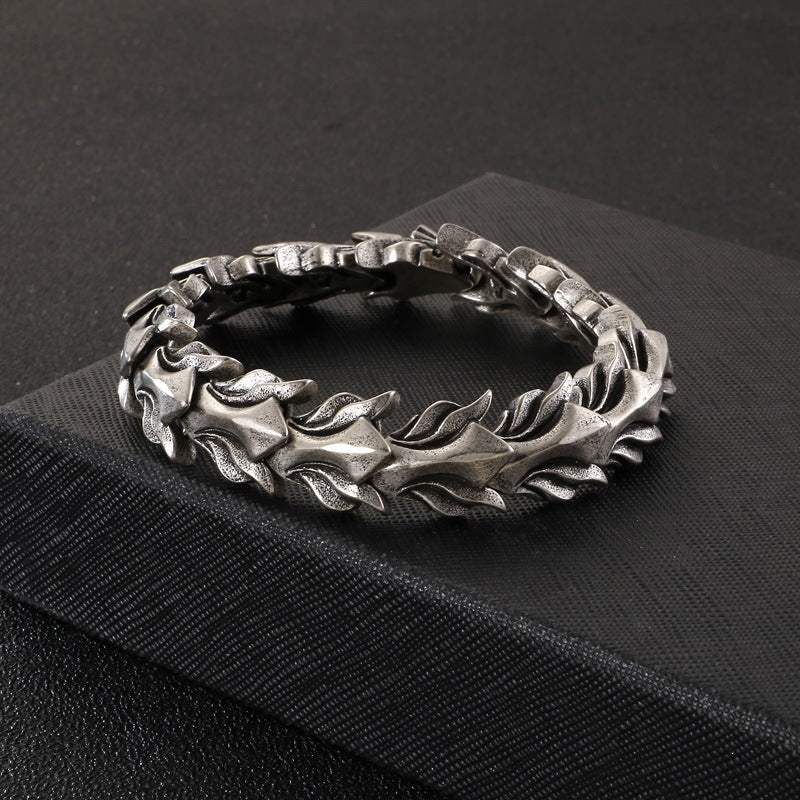 Trendiges Titan-Armband mit Skelett-Kette