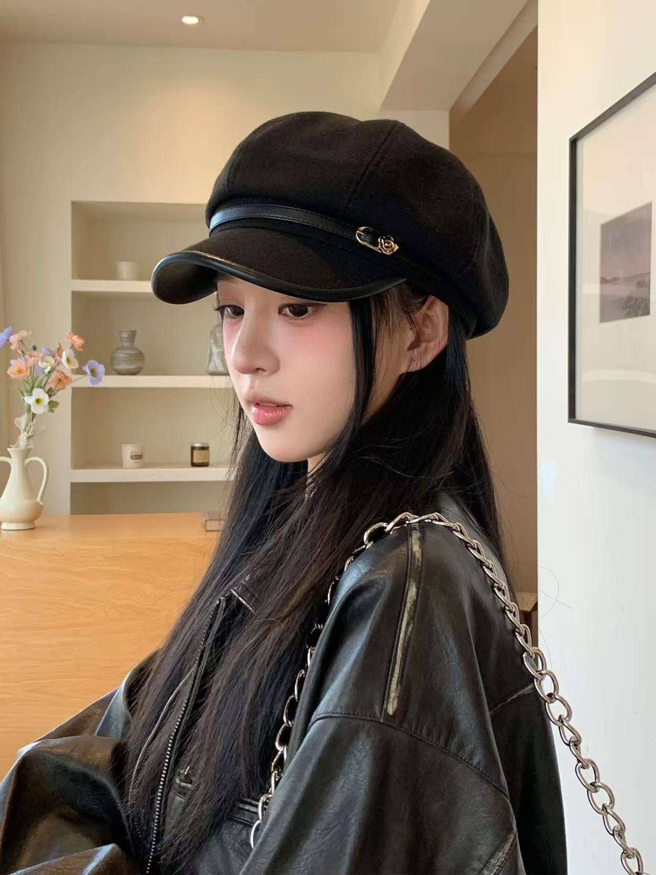Japanisches Retro Beret mit Kette