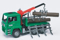 MAN TGA Holztransport-LKW mit Ladekran und 3 Baumstämmen