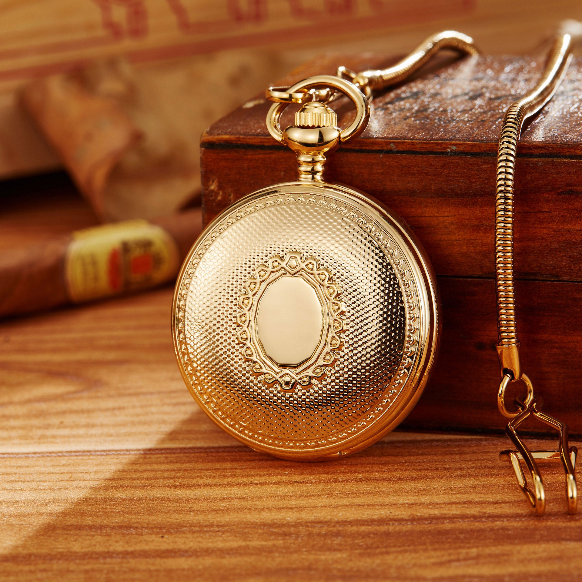 Mechanische Taschenuhr mit Klappdeckel
