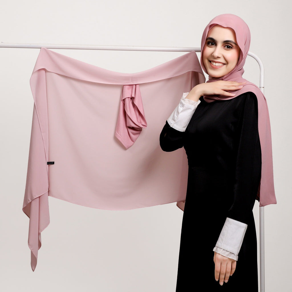 Elegantes Chiffon-Tuch mit Magnetverschluss