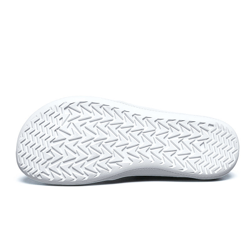 Breite Sneaker in Schwarz, Burgund oder Weiss – Bild 8 | LuxeStyle