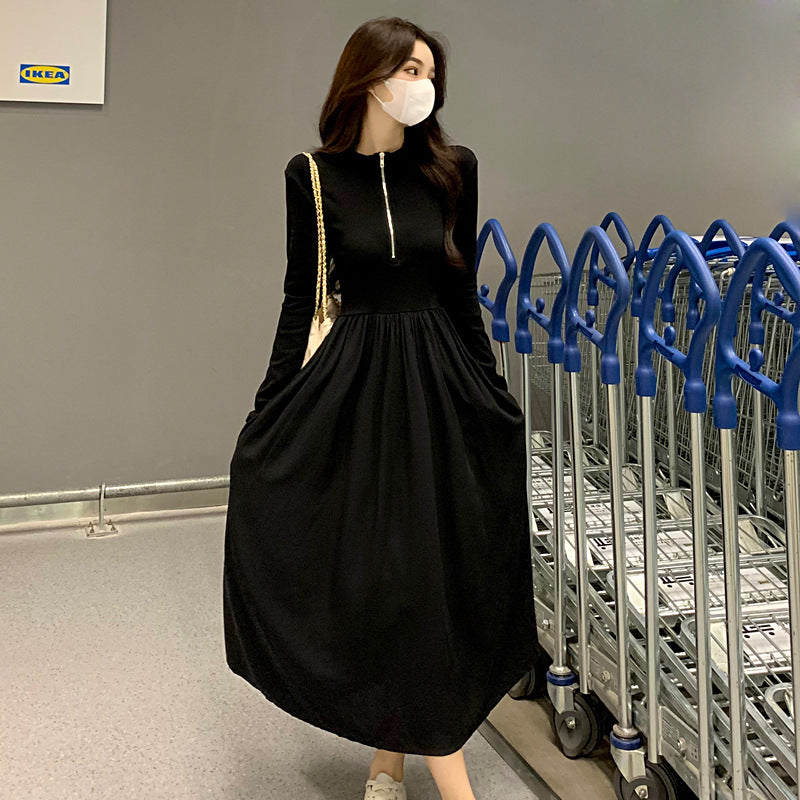Schwarzes Langarm-Kleid im Retro-Stil – Bild 2 | LuxeStyle