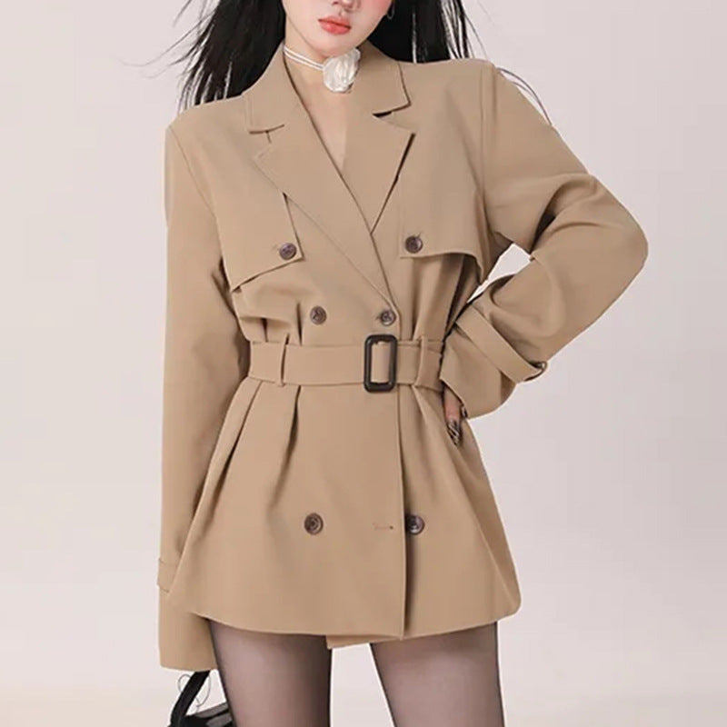 Khaki Trenchcoat mit Taillengürtel – Bild 5 | LuxeStyle