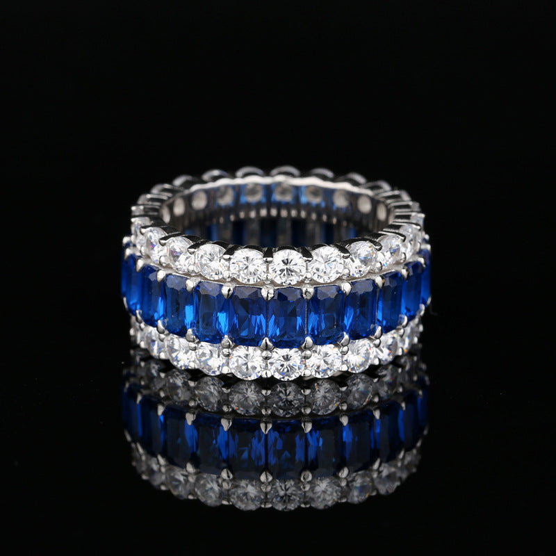 Damenring mit Zirkonia, Geometrisch