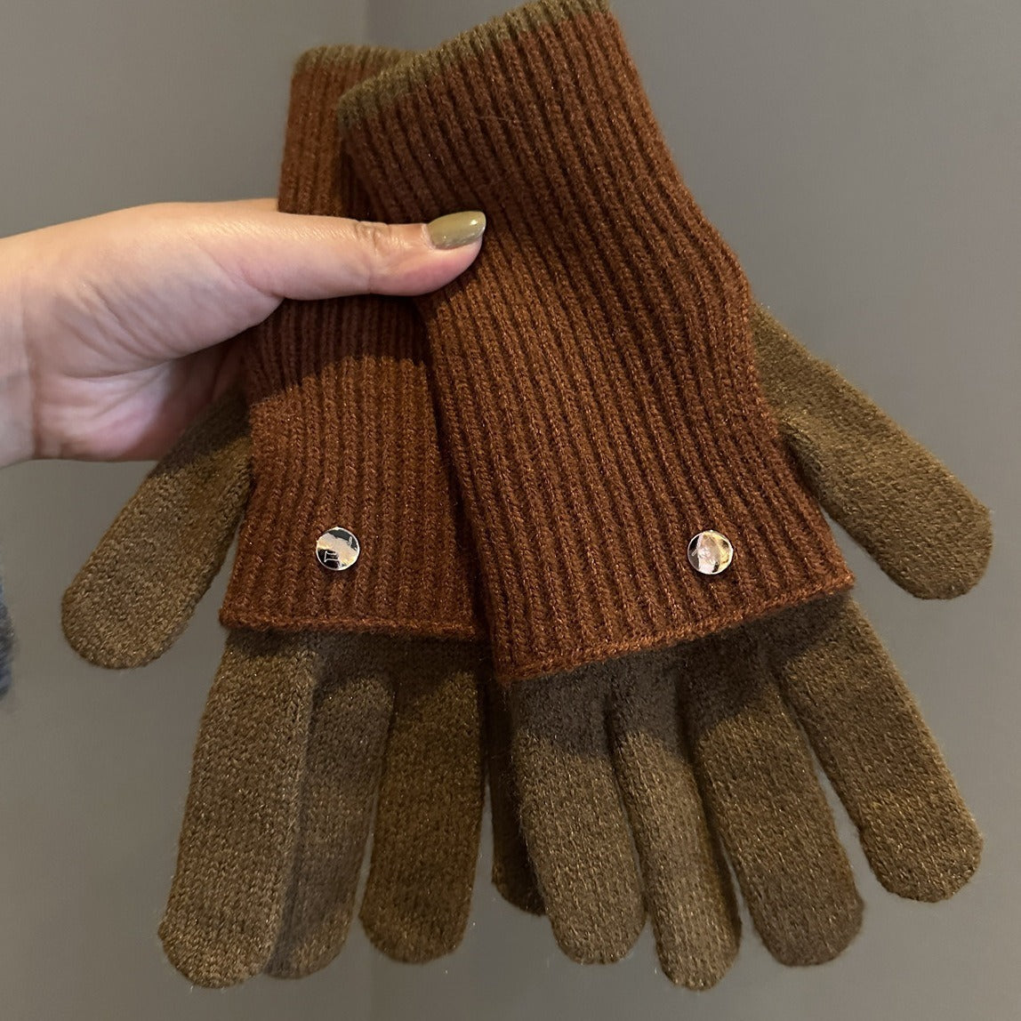 Dual-Use Colorblock Strickhandschuhe im Maillard-Stil