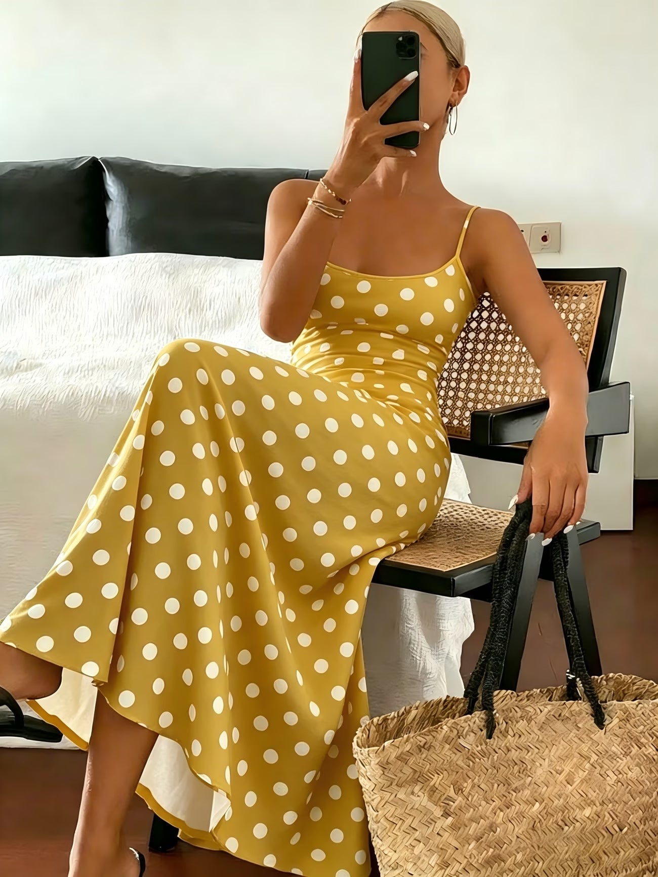 Elegantes Polka-Dot A-Linienkleid