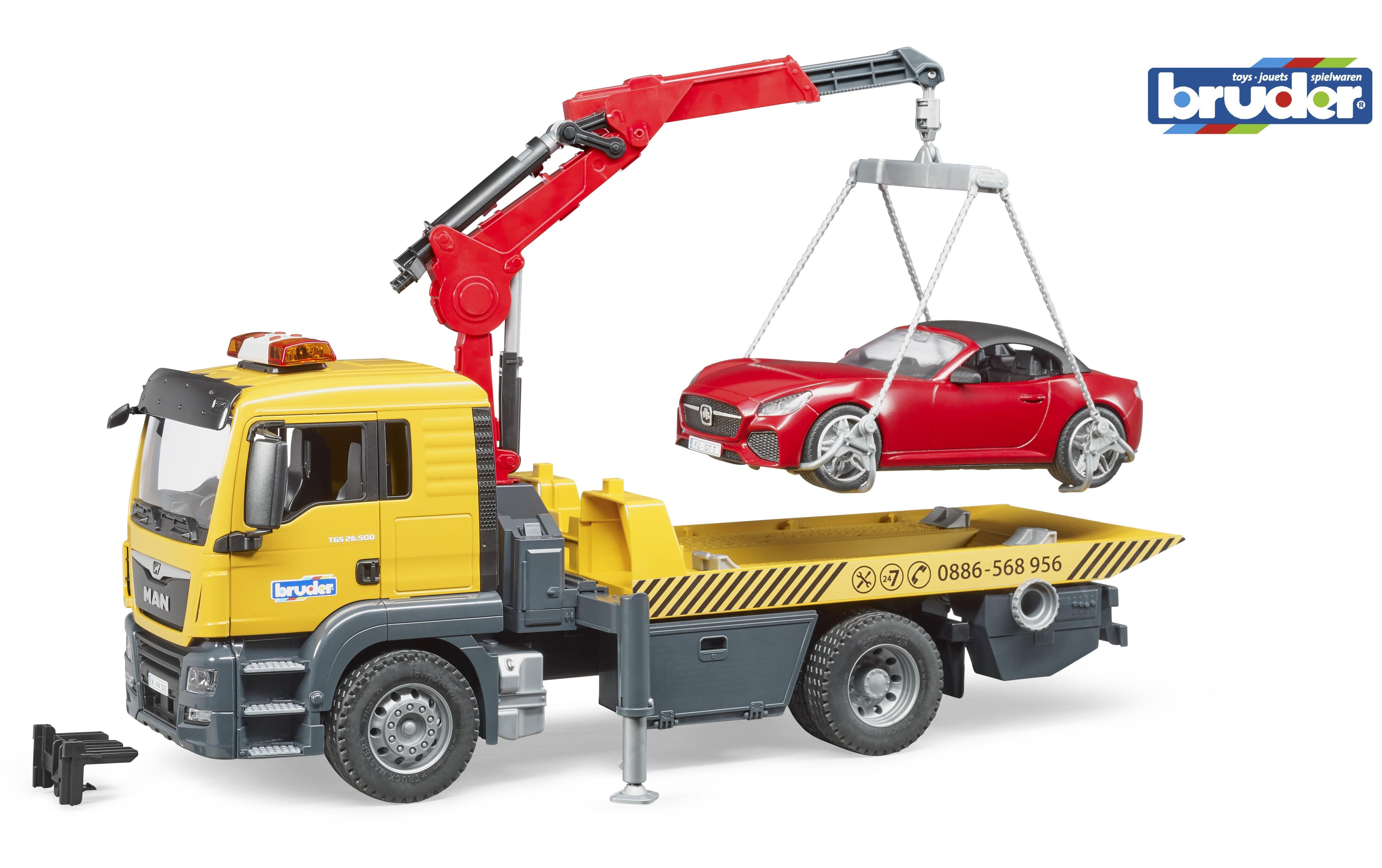 MAN TGS Abschlepp-LKW mit BRUDER Roadster und Light & Sound Module