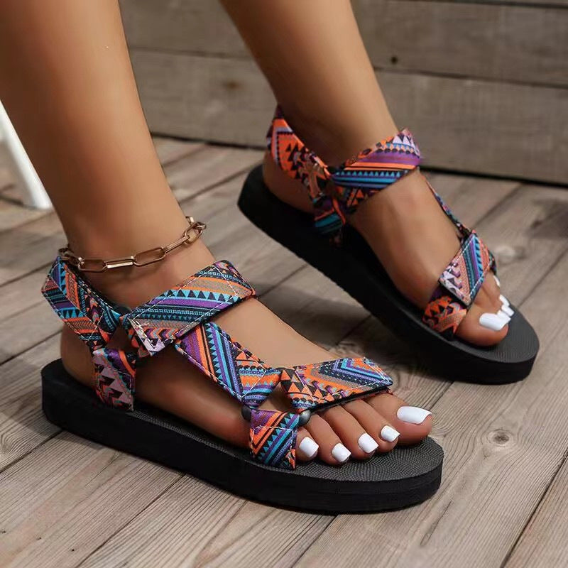 Ethno-Sandalen mit Klettverschluss und dicker Sohle – Bild 13 | LuxeStyle