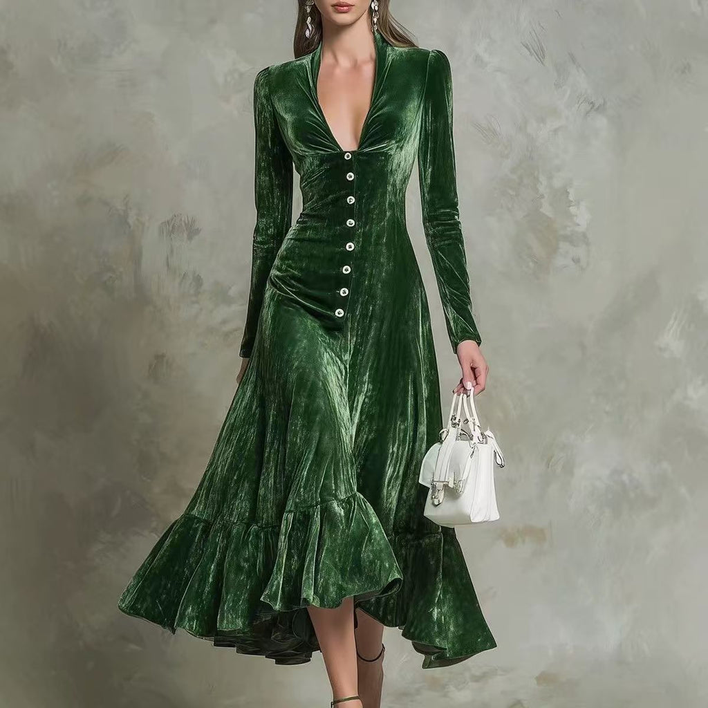 Tailliertes Langarm-Kleid mit Reverskragen