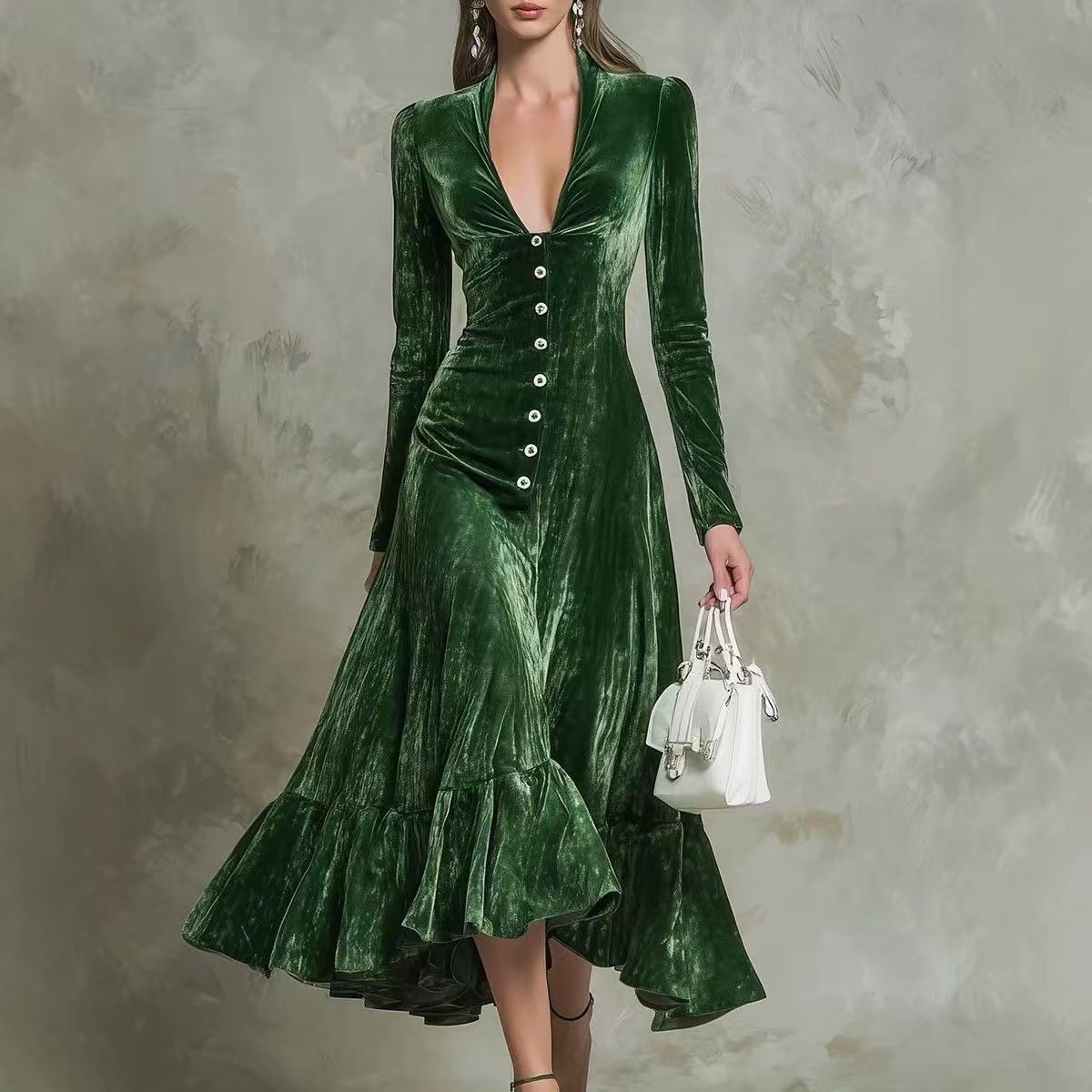 Tailliertes Langarm-Kleid mit Reverskragen
