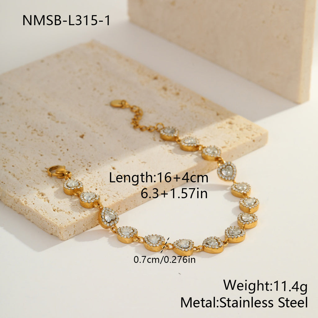 Herz-Zirkon Armband aus farbbeständigem Edelstahl – Bild 10 | LuxeStyle