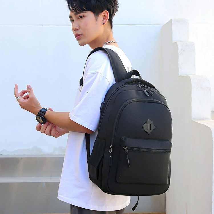 Rucksack für Studenten – 20-35 L Kapazität – Bild 1 | LuxeStyle