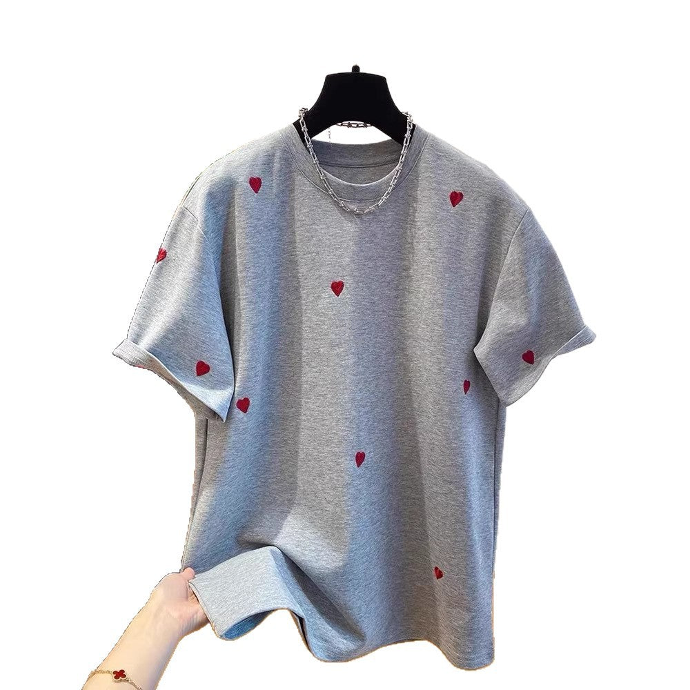 Sommerliches Kurzarm-T-Shirt mit Herz-Stickerei