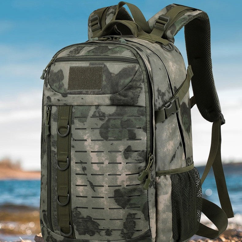 Tarnfarbener Assault Rucksack für Outdoor – Bild 9 | LuxeStyle