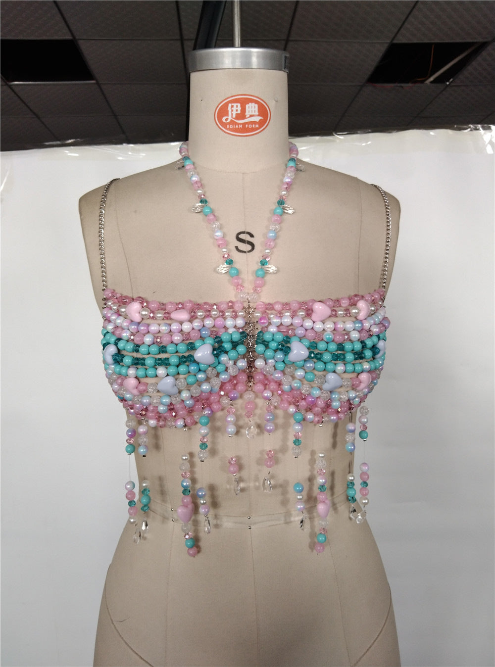 Mehrlagige bunte Perlen-Choker-Körperkette