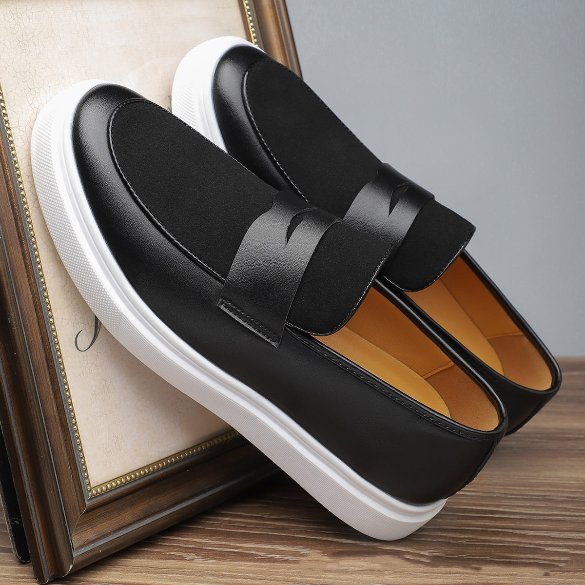 Leather Slip-on Schuhe – Bild 2 | LuxeStyle