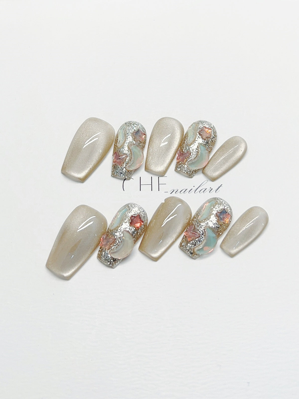 Nail Milk Coffee Cat's Eye Fake Nails – Bild 2 | LuxeStyle