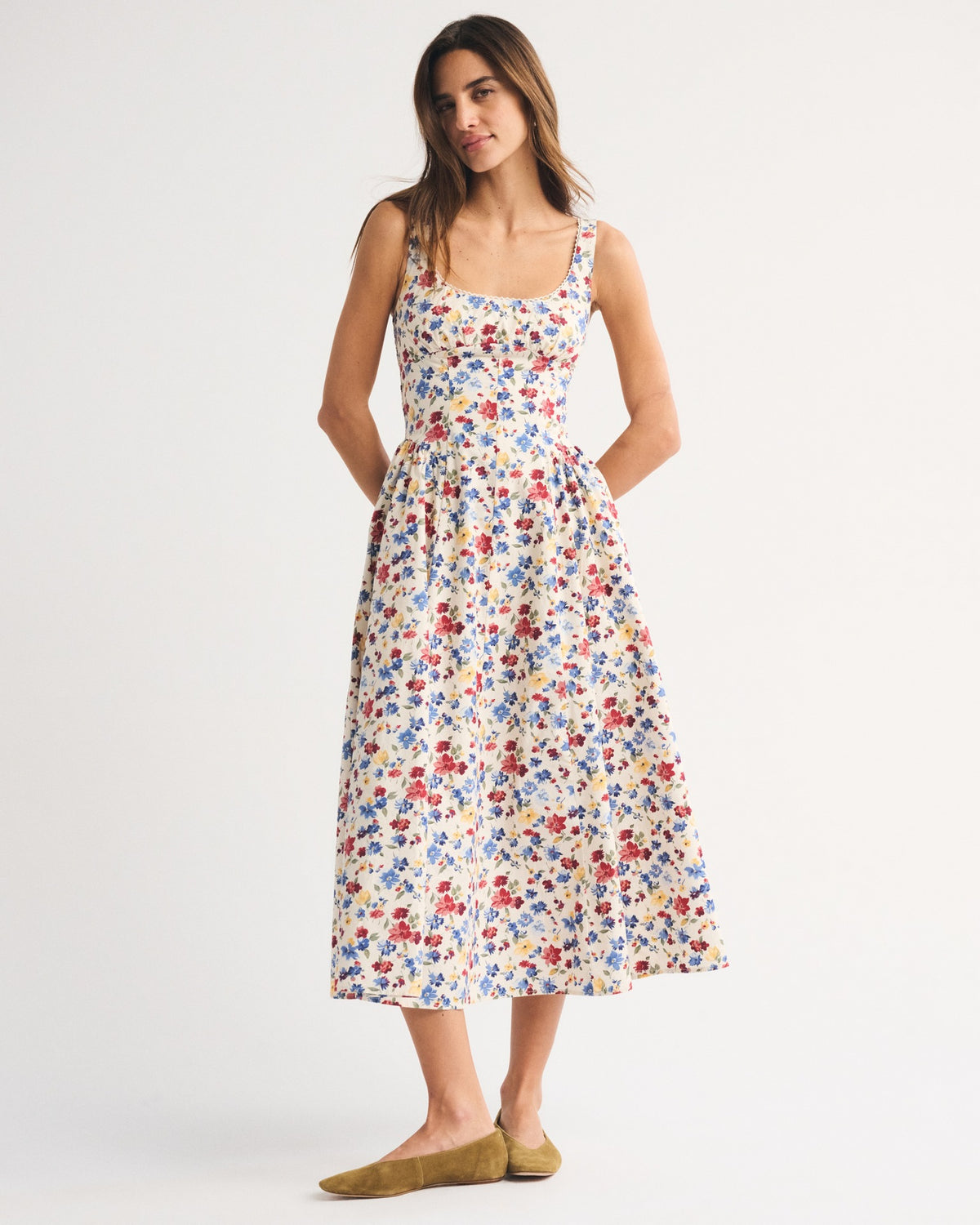 Elegantes Maxi-Slip-Kleid mit Blumenmuster – Bild 12 | LuxeStyle